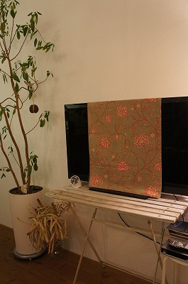 TV 008.jpg